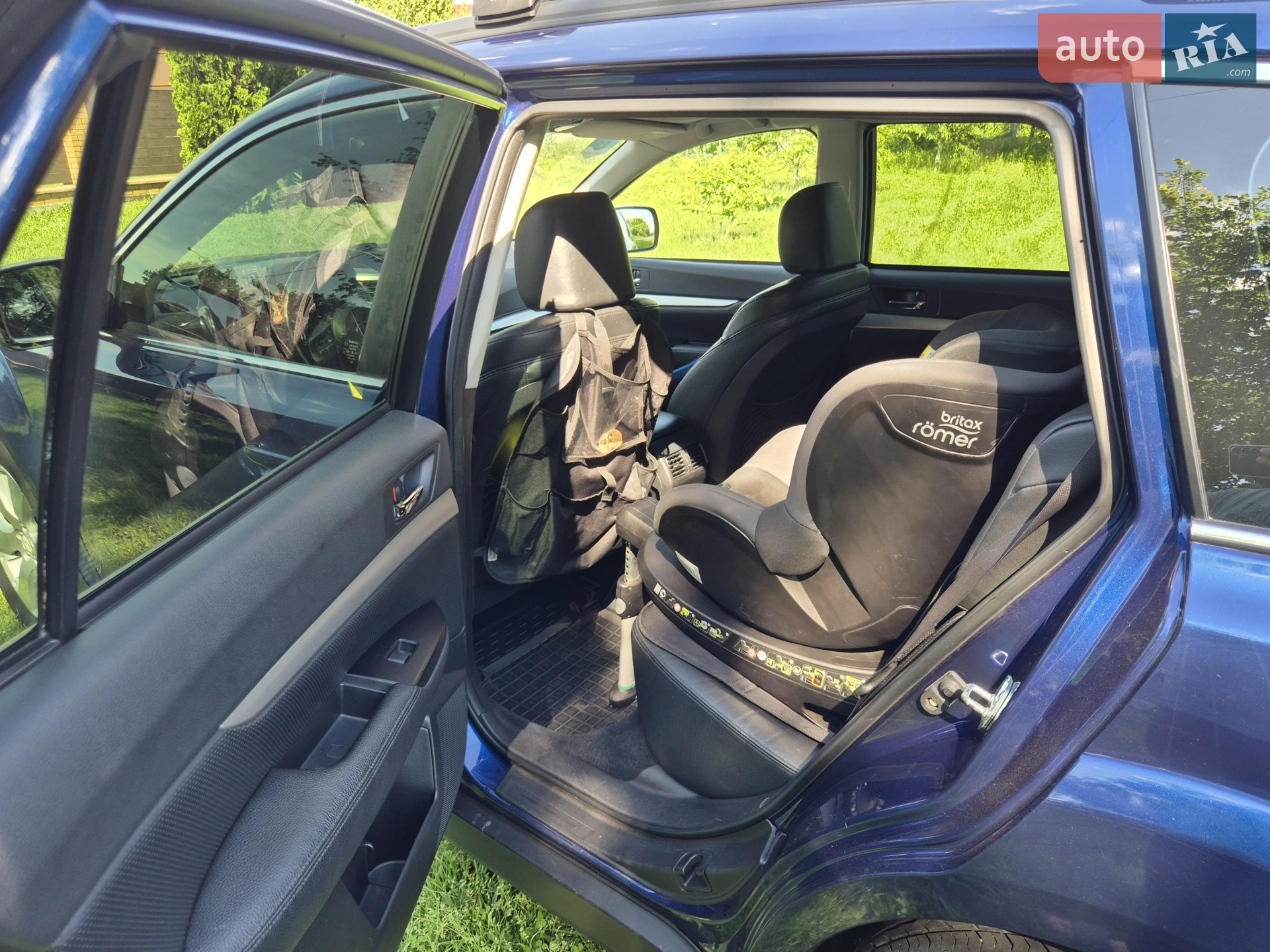 2011 Subaru Outback - мініатюра 17