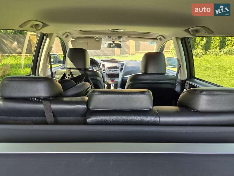 Універсал Subaru Outback 2011 в Черкасах