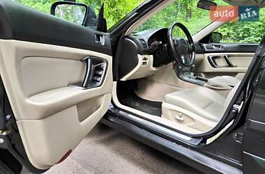 Универсал Subaru Outback 2004 в 