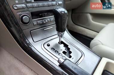 Универсал Subaru Outback 2004 в 