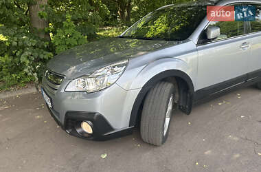 Универсал Subaru Outback 2013 в 