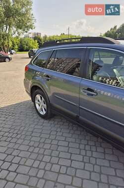 Универсал Subaru Outback 2014 в 