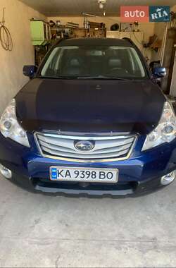 Subaru Outback 2011