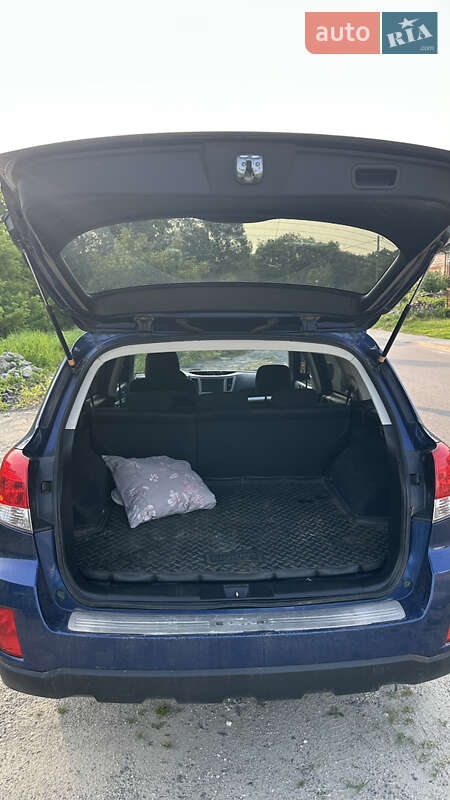 Універсал Subaru Outback 2010 в Львові