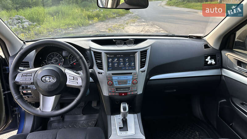 Універсал Subaru Outback 2010 в Львові