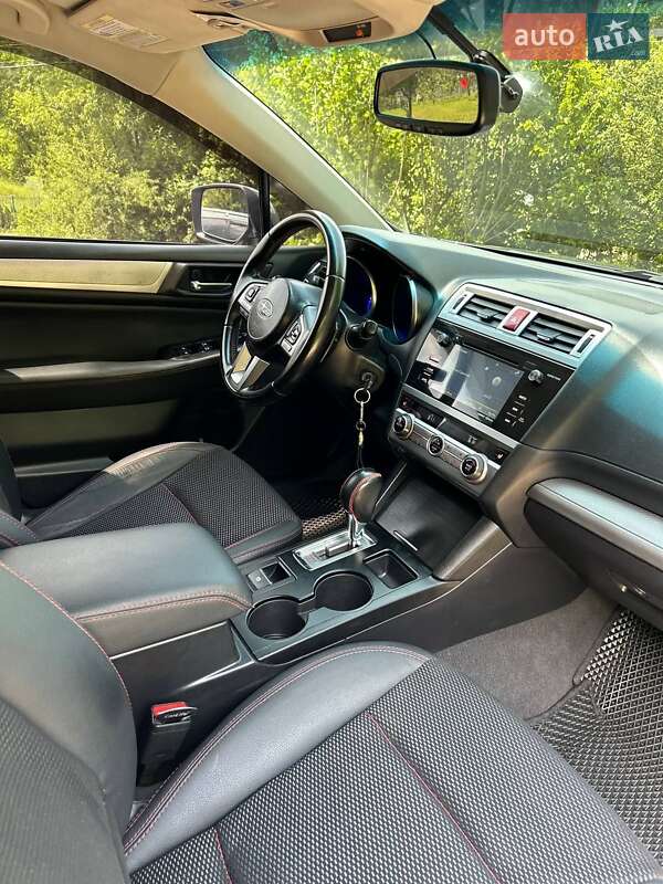 Универсал Subaru Outback 2016 в Косове