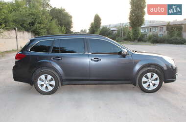 Универсал Subaru Outback 2011 в 