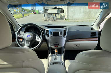 Універсал Subaru Outback 2013 в 