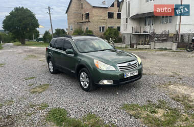 Универсал Subaru Outback 2011 в Золочеве