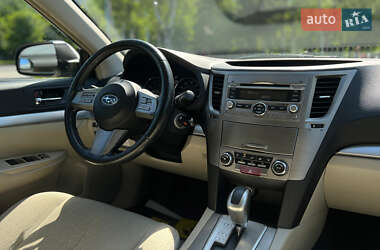 Універсал Subaru Outback 2010 в 