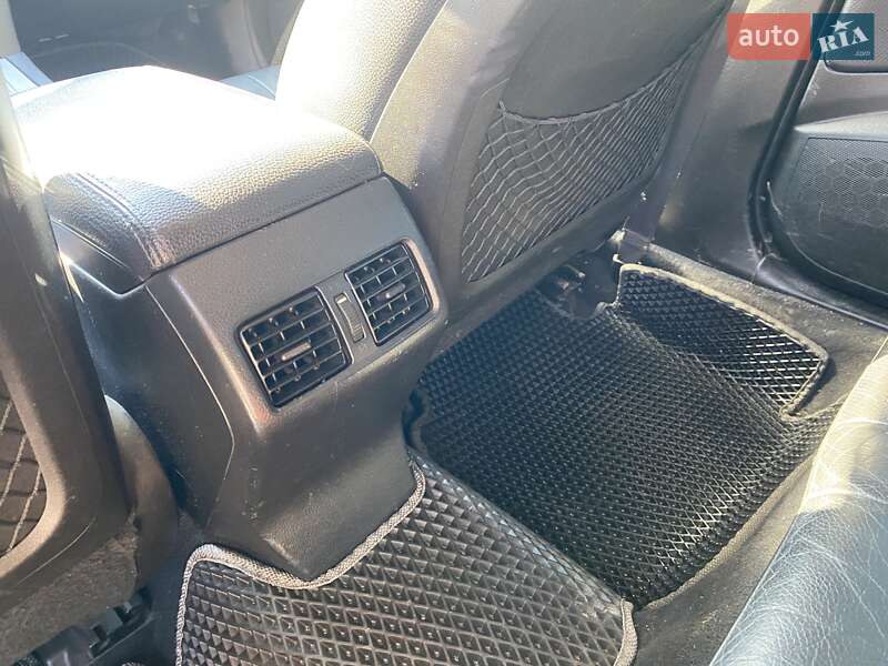 Универсал Subaru Outback 2010 в Лубнах