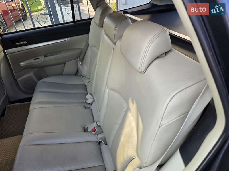 Универсал Subaru Outback 2009 в Херсоне