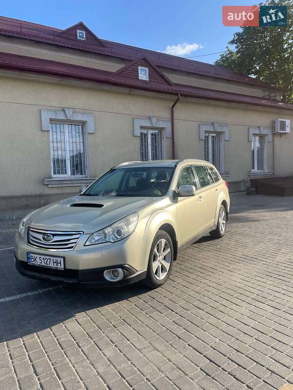 Універсал Subaru Outback 2009 в Володимирці