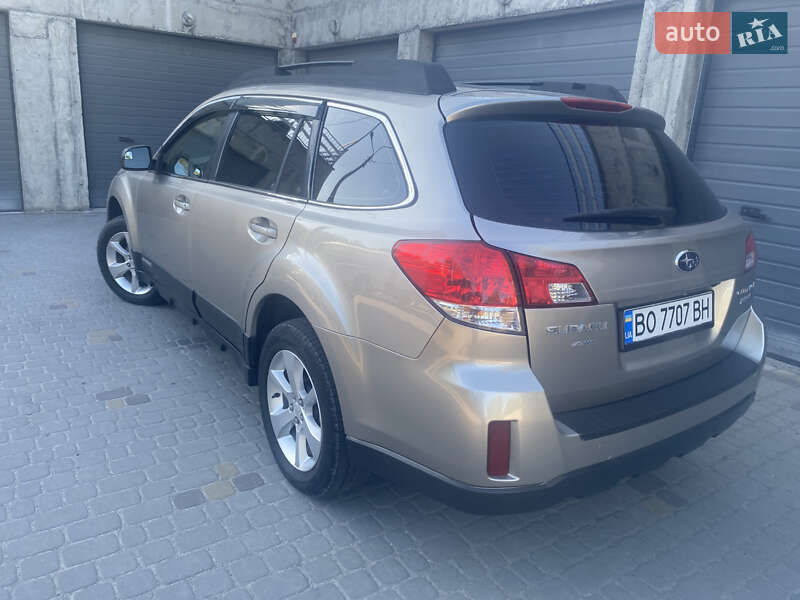Универсал Subaru Outback 2014 в Тернополе