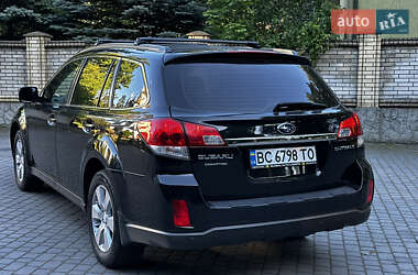 Универсал Subaru Outback 2011 в 