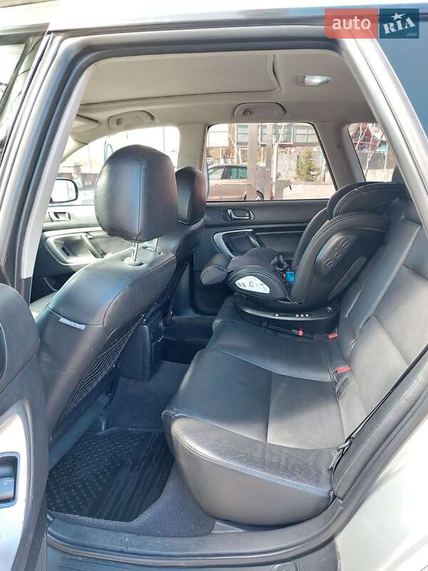 Універсал Subaru Outback 2007 в Рівному