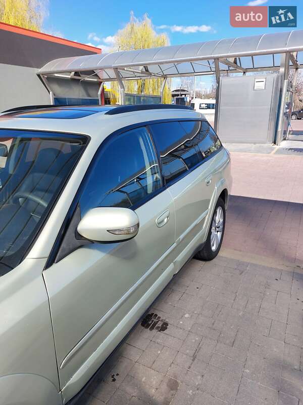 Універсал Subaru Outback 2007 в Рівному