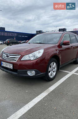 Универсал Subaru Outback 2010 в Киеве