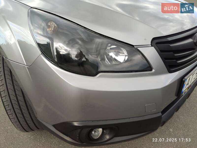 Универсал Subaru Outback 2009 в Ивано-Франковске