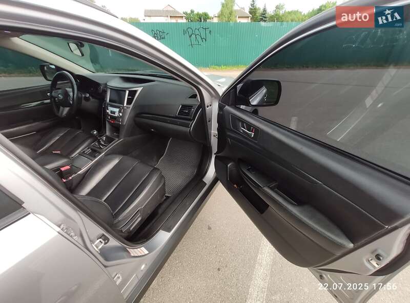 Универсал Subaru Outback 2009 в Ивано-Франковске