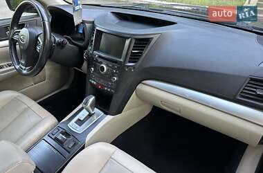 Универсал Subaru Outback 2013 в 