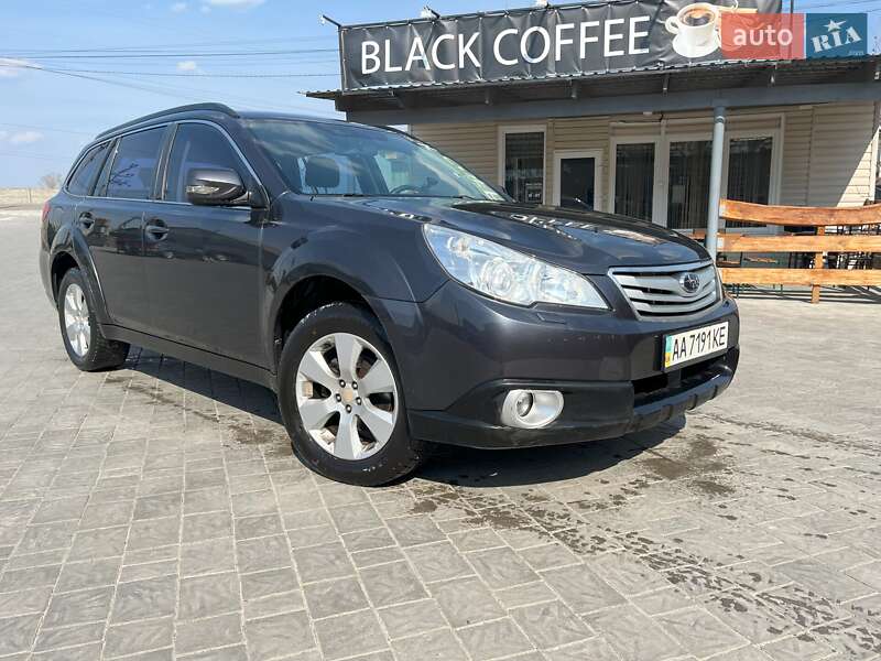 Subaru Outback 2010