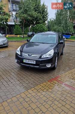 Универсал Subaru Outback 2011 в Киеве