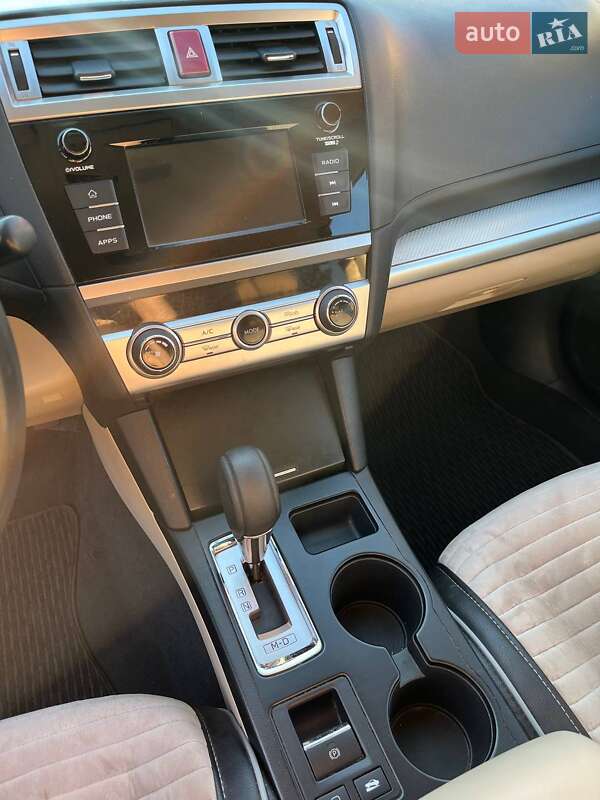 Универсал Subaru Outback 2018 в Киеве