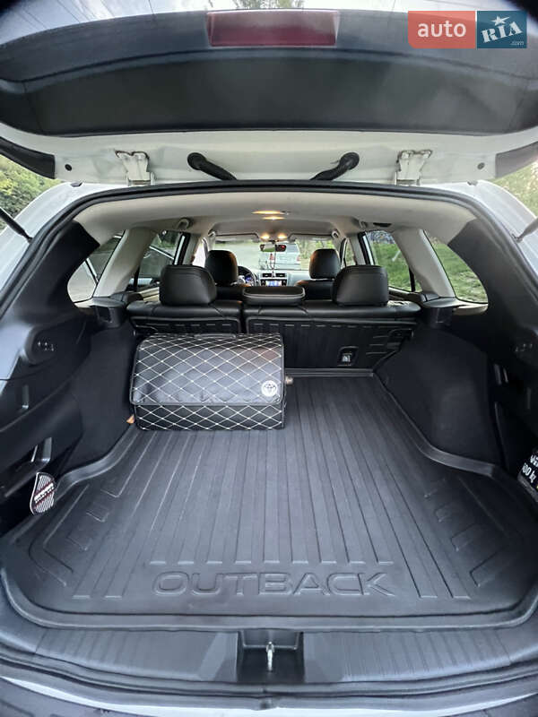 Универсал Subaru Outback 2018 в Полтаве