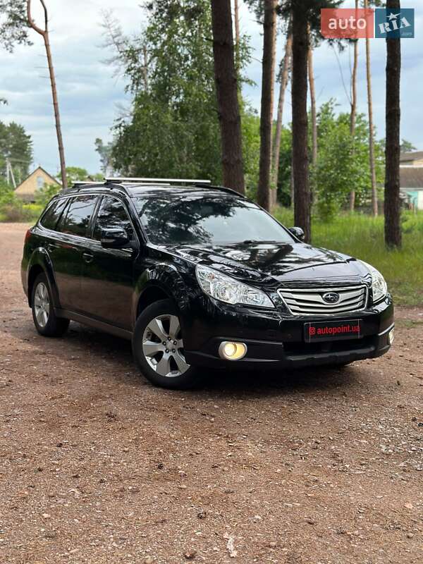 Subaru Outback 2011