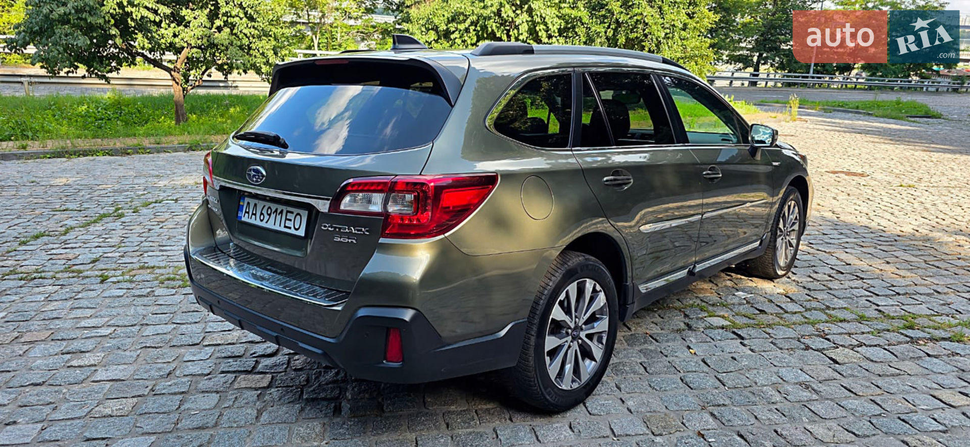 2018 Subaru Outback - мініатюра 16