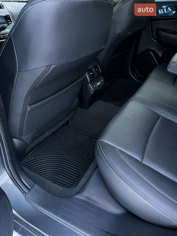 Универсал Subaru Outback 2018 в Днепре