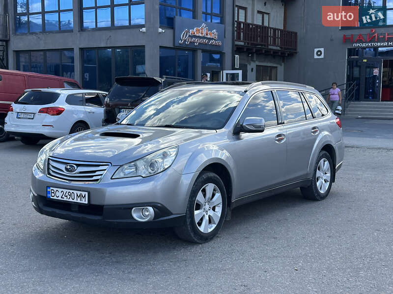Subaru Outback 2010