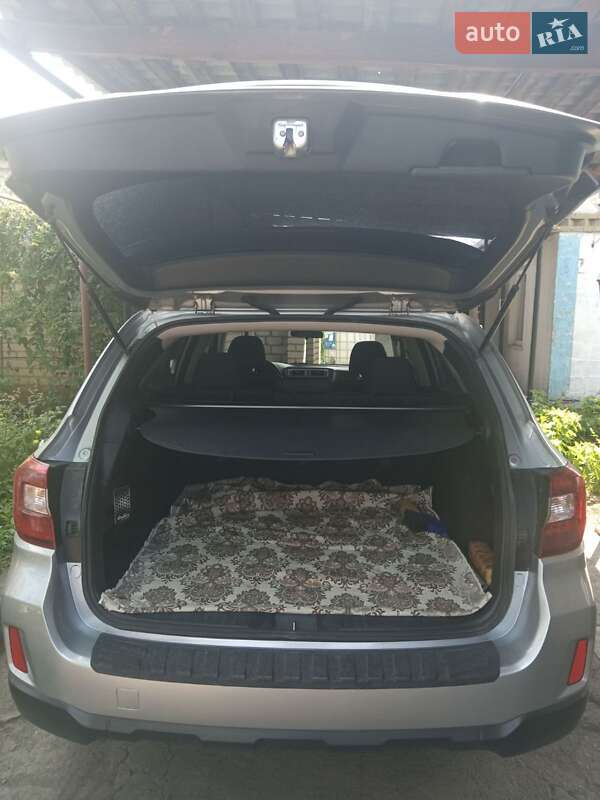 Универсал Subaru Outback 2015 в Днепре