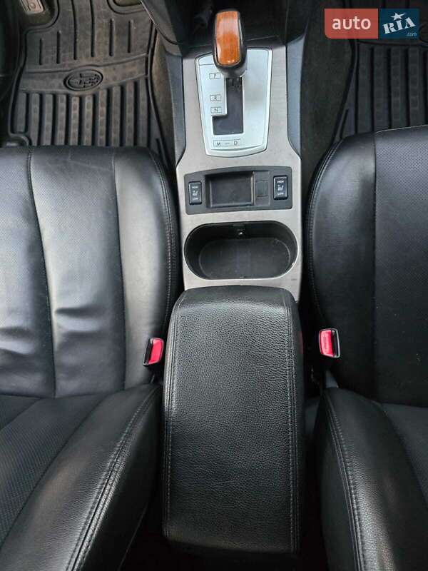 Универсал Subaru Outback 2012 в Киеве