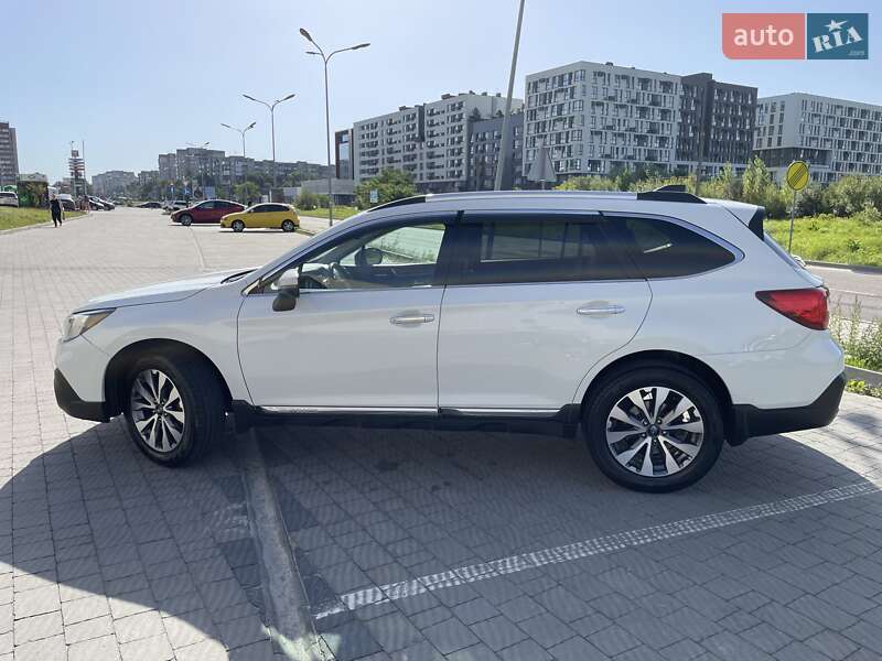 Универсал Subaru Outback 2018 в Львове