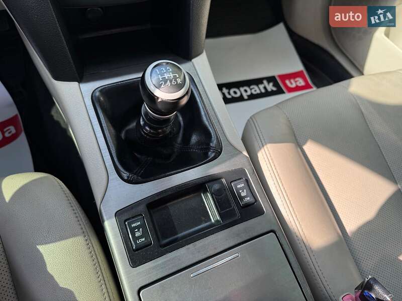 Універсал Subaru Outback 2010 в Запоріжжі