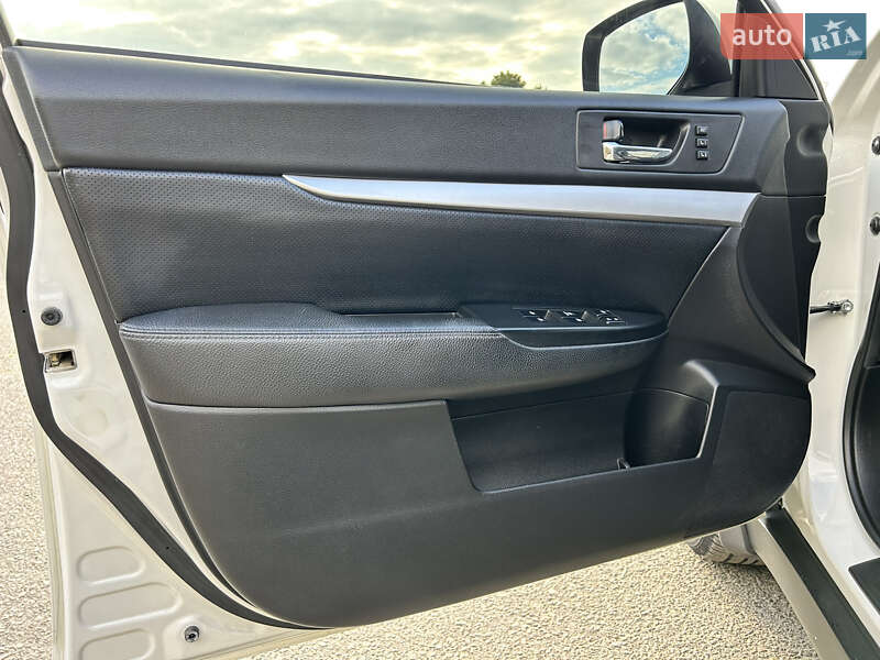 Универсал Subaru Outback 2013 в Киеве