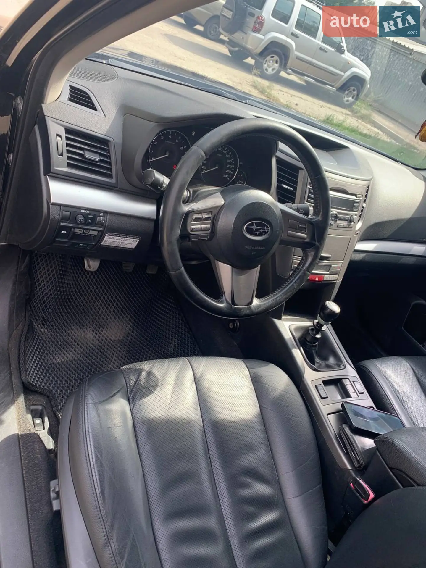 2011 Subaru Outback - мініатюра 2