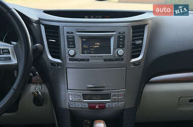 Универсал Subaru Outback 2013 в 