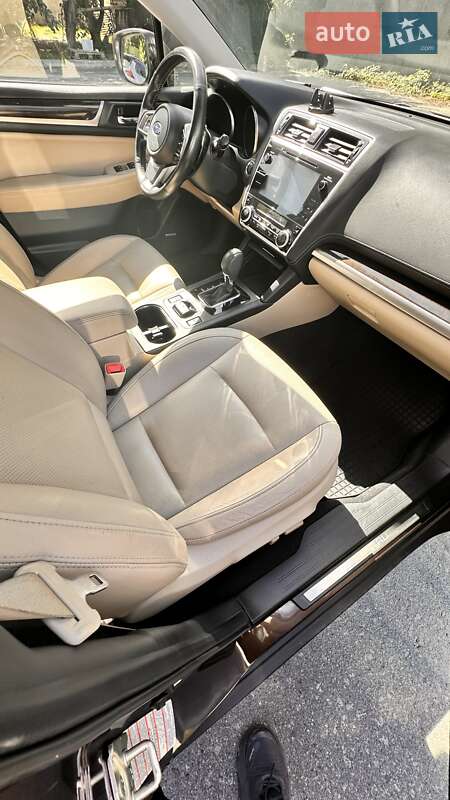 Универсал Subaru Outback 2018 в Киеве