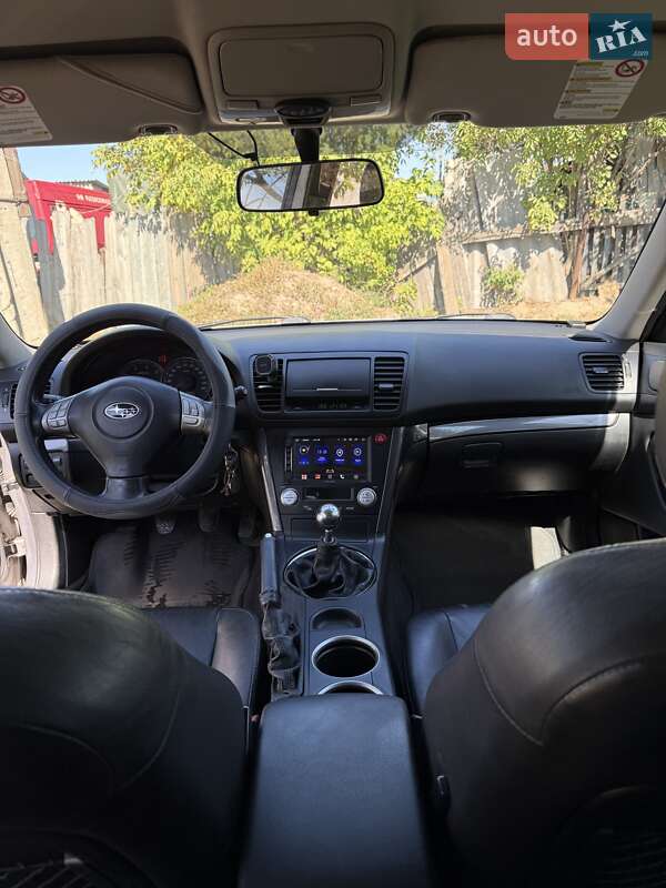 Универсал Subaru Outback 2009 в Петропавловке