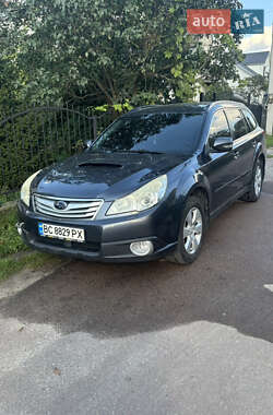 Универсал Subaru Outback 2010 в Львове