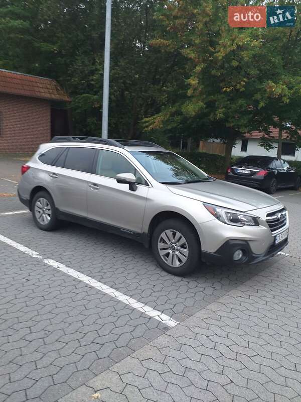 Subaru Outback 2017