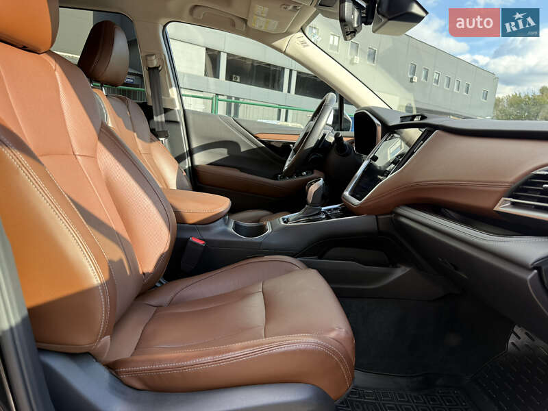 Внедорожник / Кроссовер Subaru Outback 2023 в Киеве