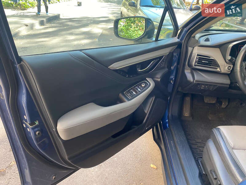 Внедорожник / Кроссовер Subaru Outback 2022 в Харькове