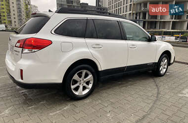 Универсал Subaru Outback 2013 в 