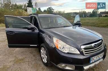 Subaru Outback 2012