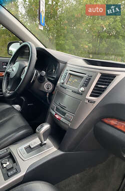 Универсал Subaru Outback 2012 в 