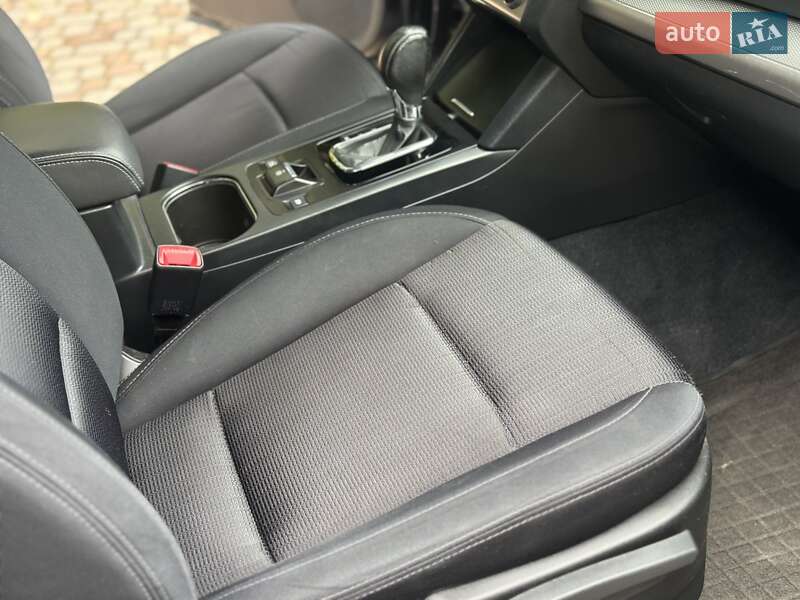 Універсал Subaru Outback 2014 в Дрогобичі